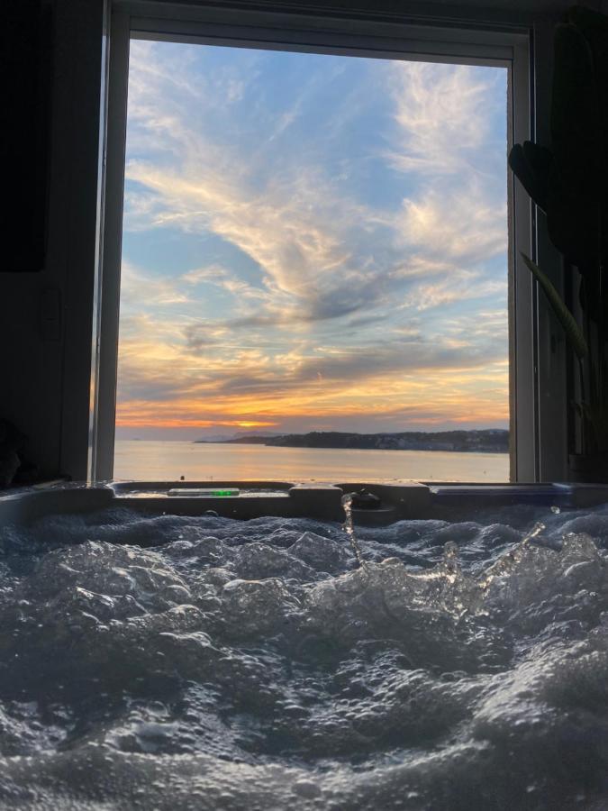 Appartamento Sunset Six-Fours-les-Plages Esterno foto